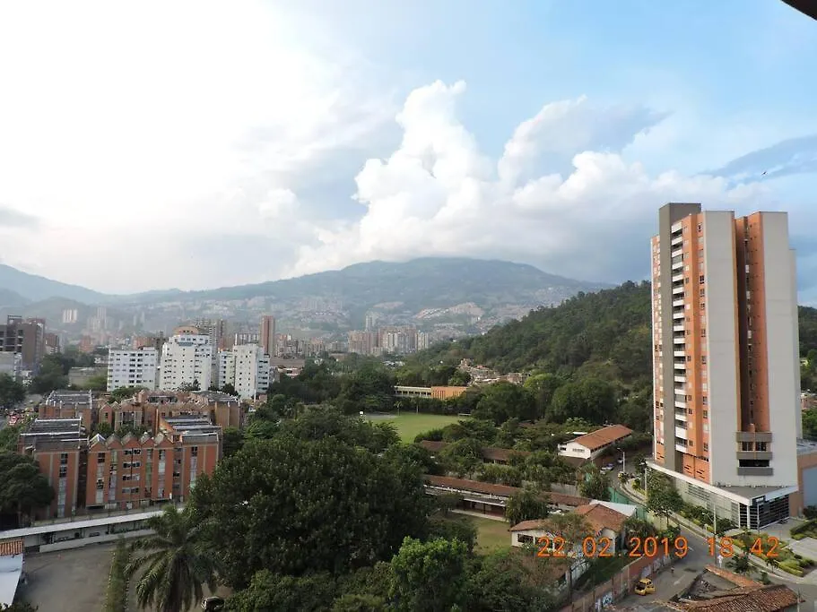 Apartamento Central y Hermoso Medellín 0*,